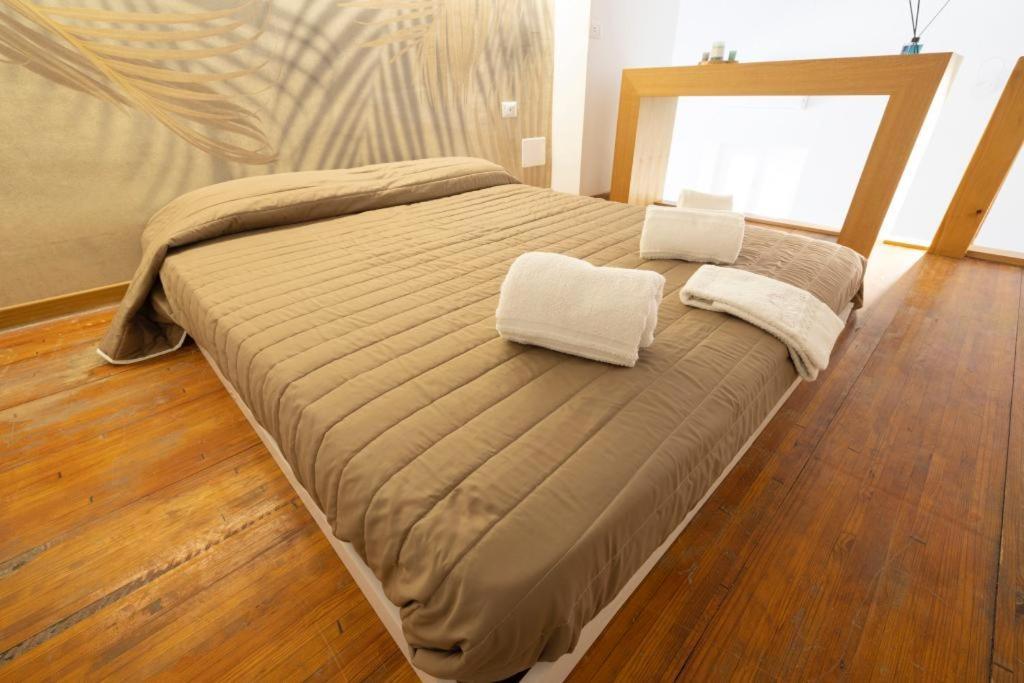 Bali Aqua&Charme Bed & Breakfast Gaeta Bagian luar foto