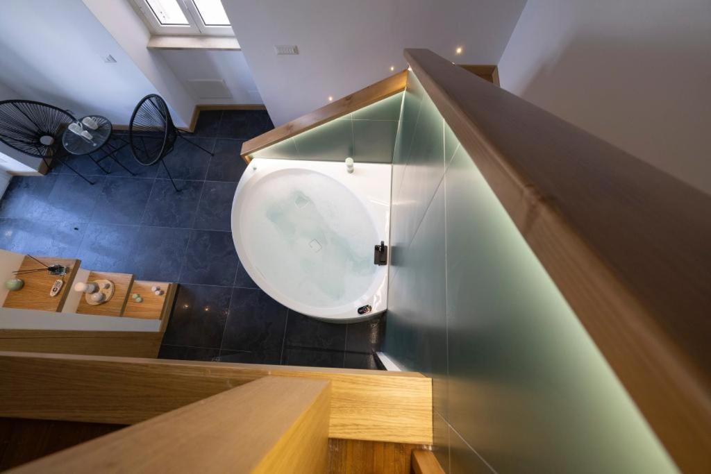 Bali Aqua&Charme Bed & Breakfast Gaeta Bagian luar foto