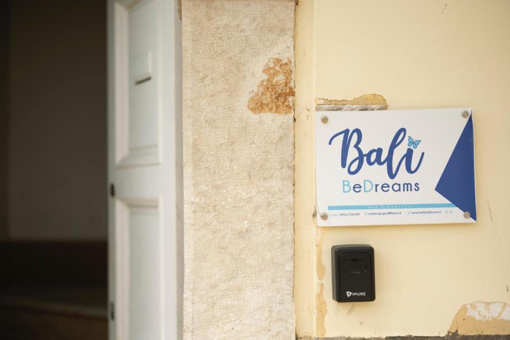Bali Aqua&Charme Bed & Breakfast Gaeta Bagian luar foto